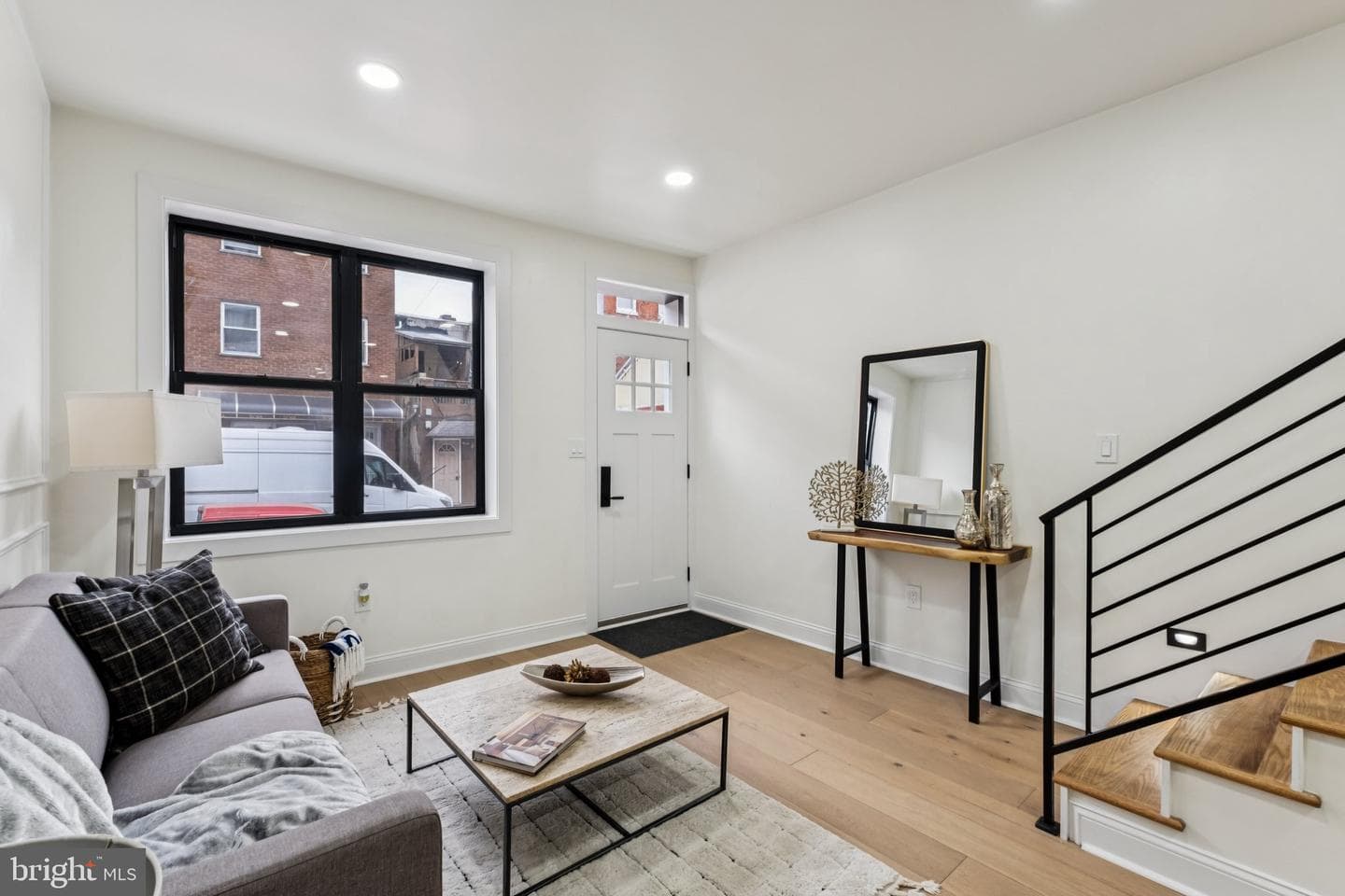 1031 Ellsworth Street photo 5