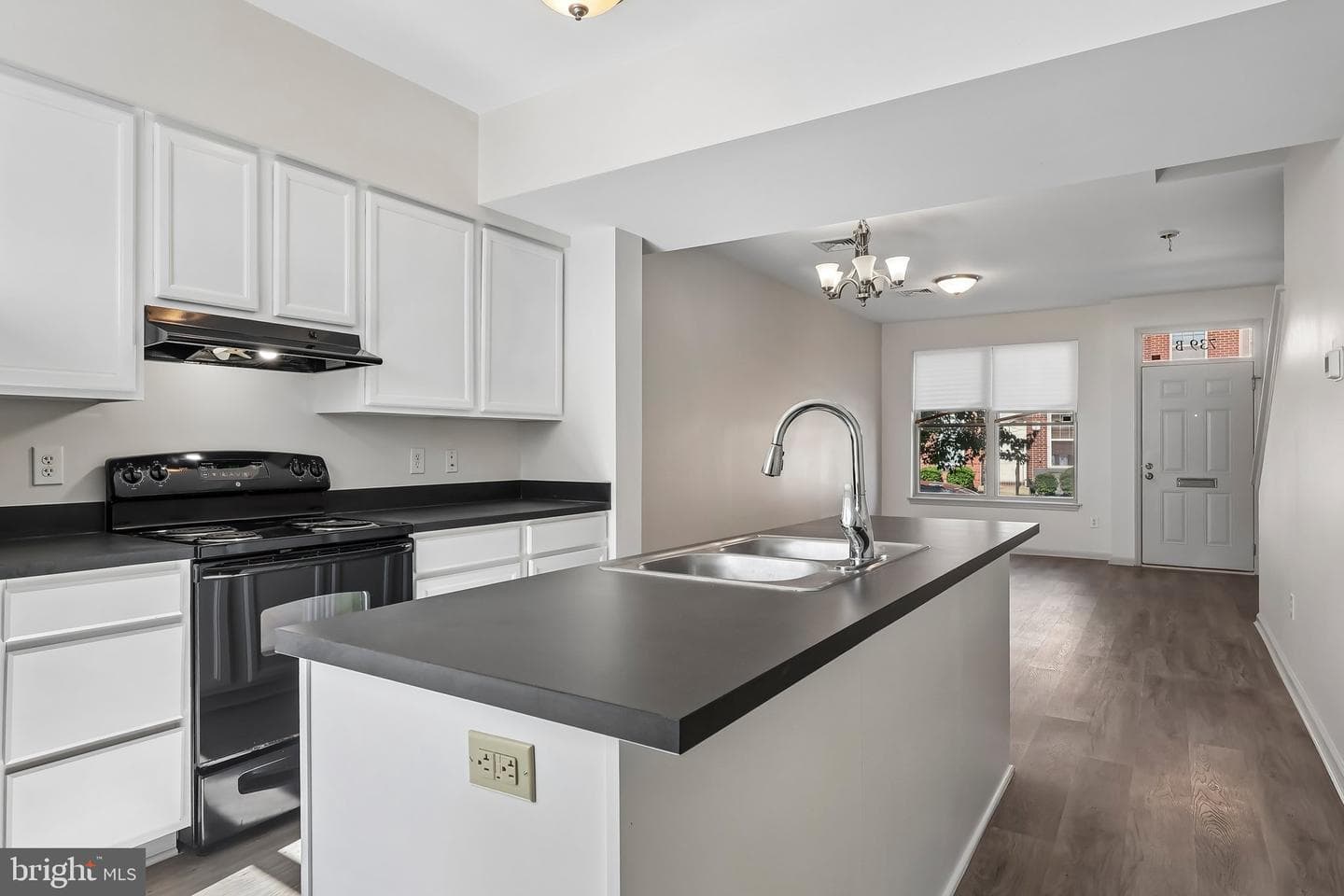 739 S 13th Street #b photo 8