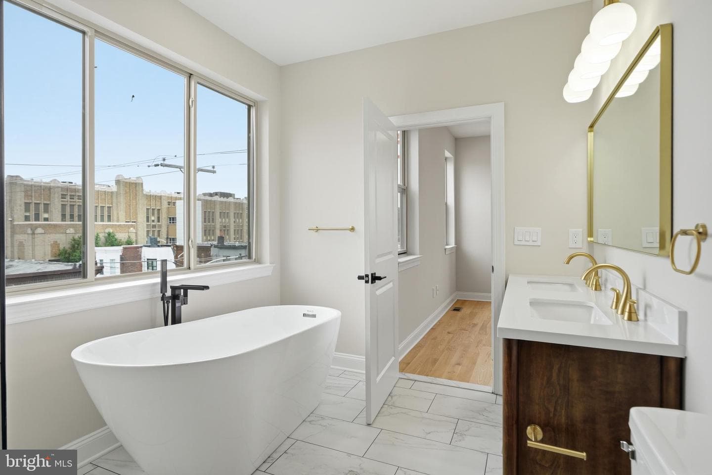 1826 S 22nd Street #b photo 17