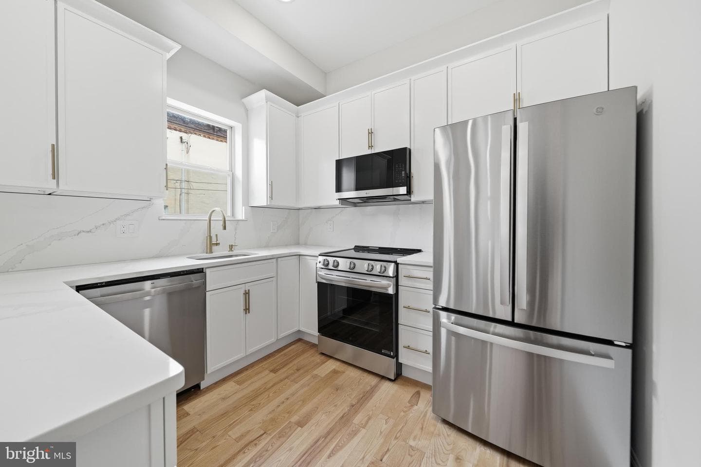 1826 S 22nd Street #b photo 3