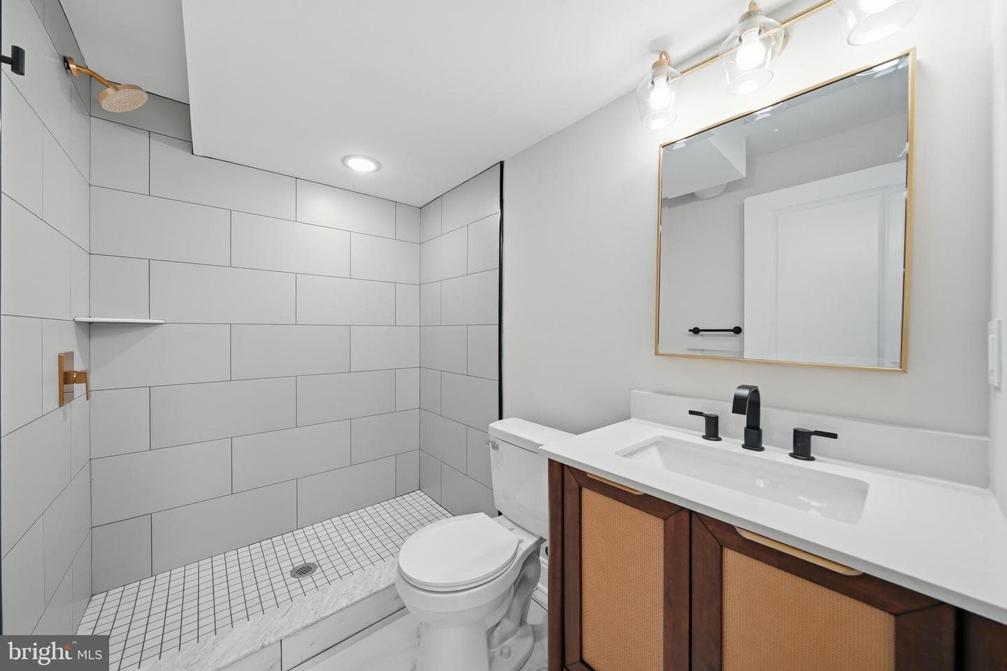 1826 S 22nd Street #b photo 9
