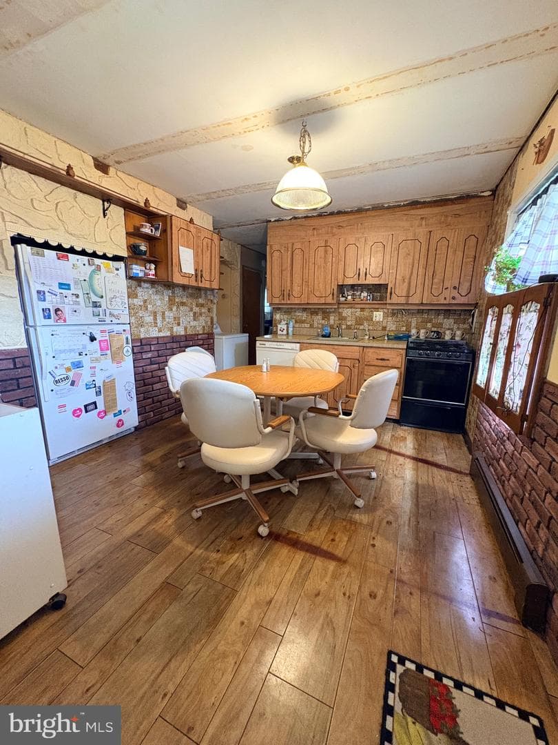 9338 Annapolis Road photo 9