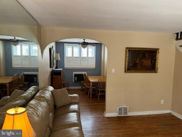 2837 S 7th Street photo 3