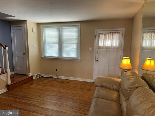 2837 S 7th Street photo 4