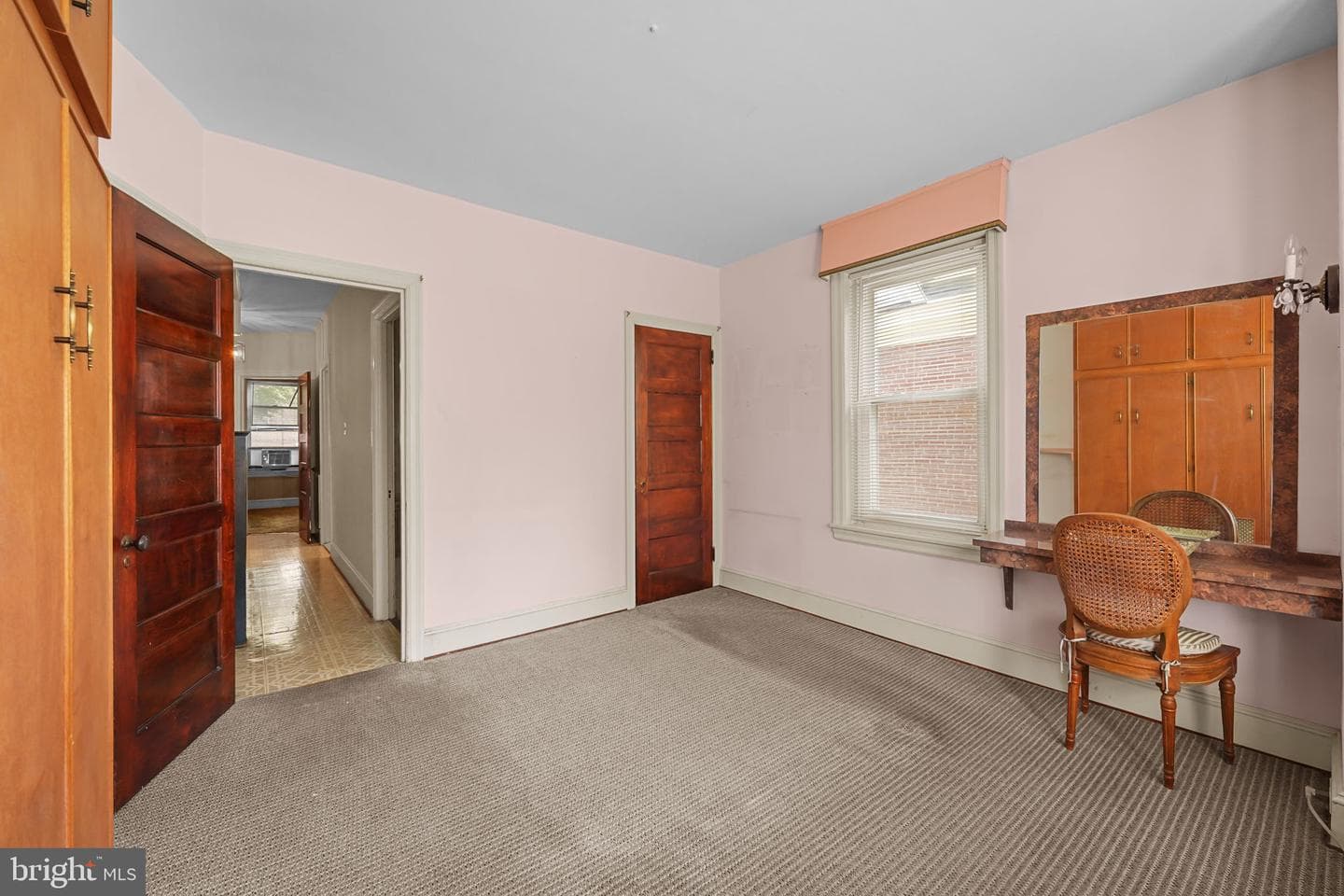31 E Gravers Lane photo 22
