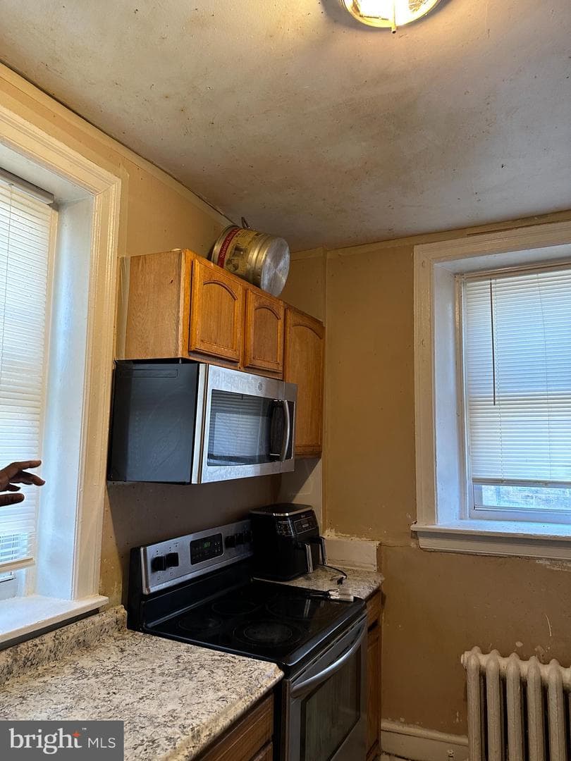 1425 Widener Place photo 3