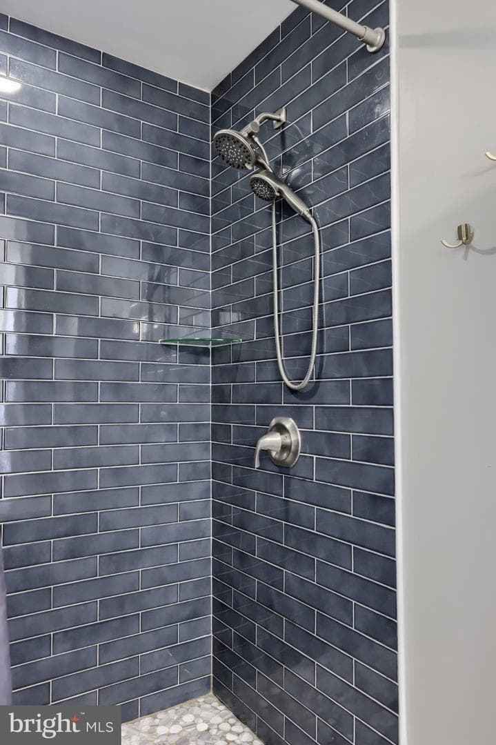 3832 Manayunk Avenue photo 32