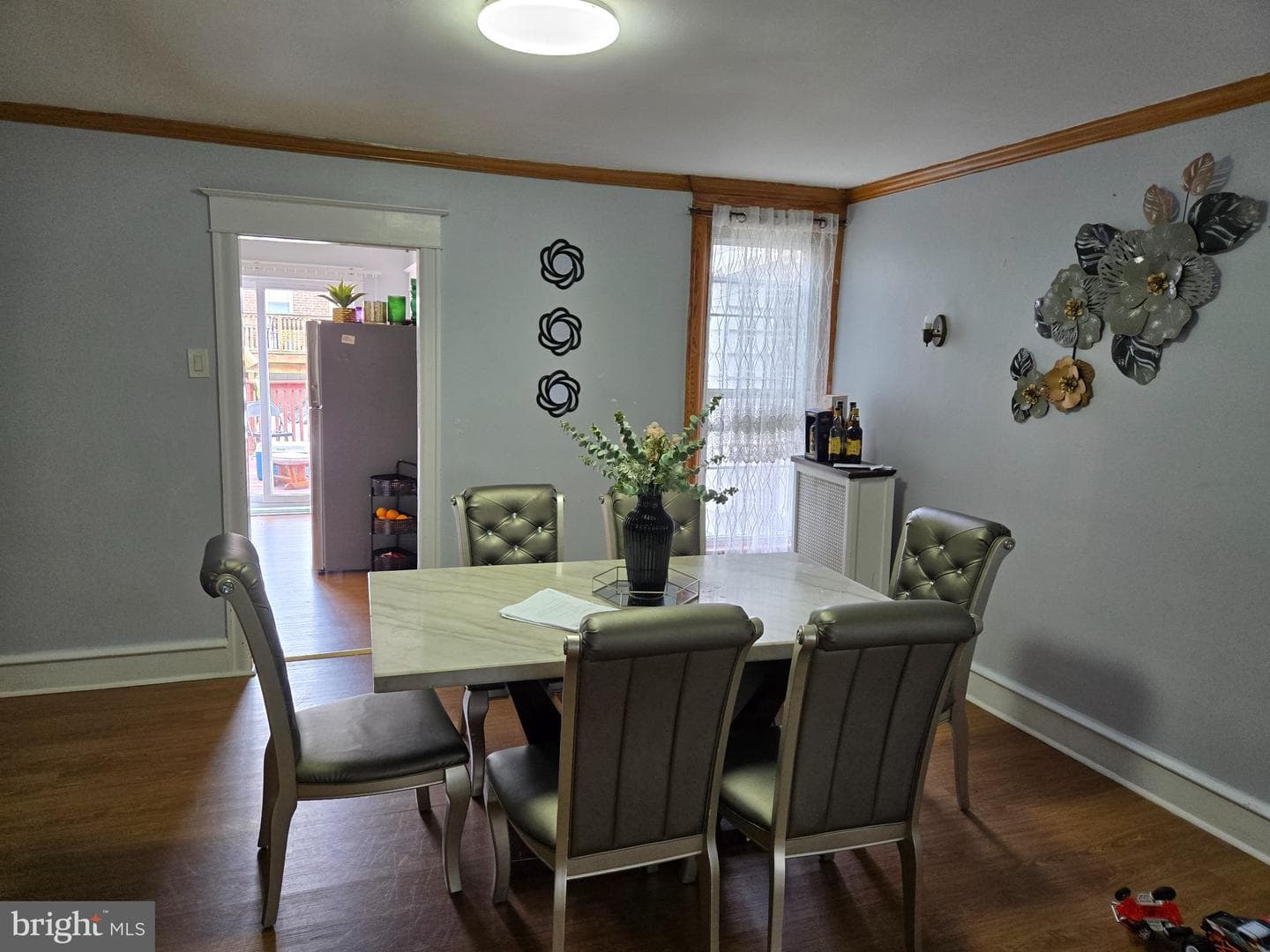 3355 Princeton Avenue photo 4