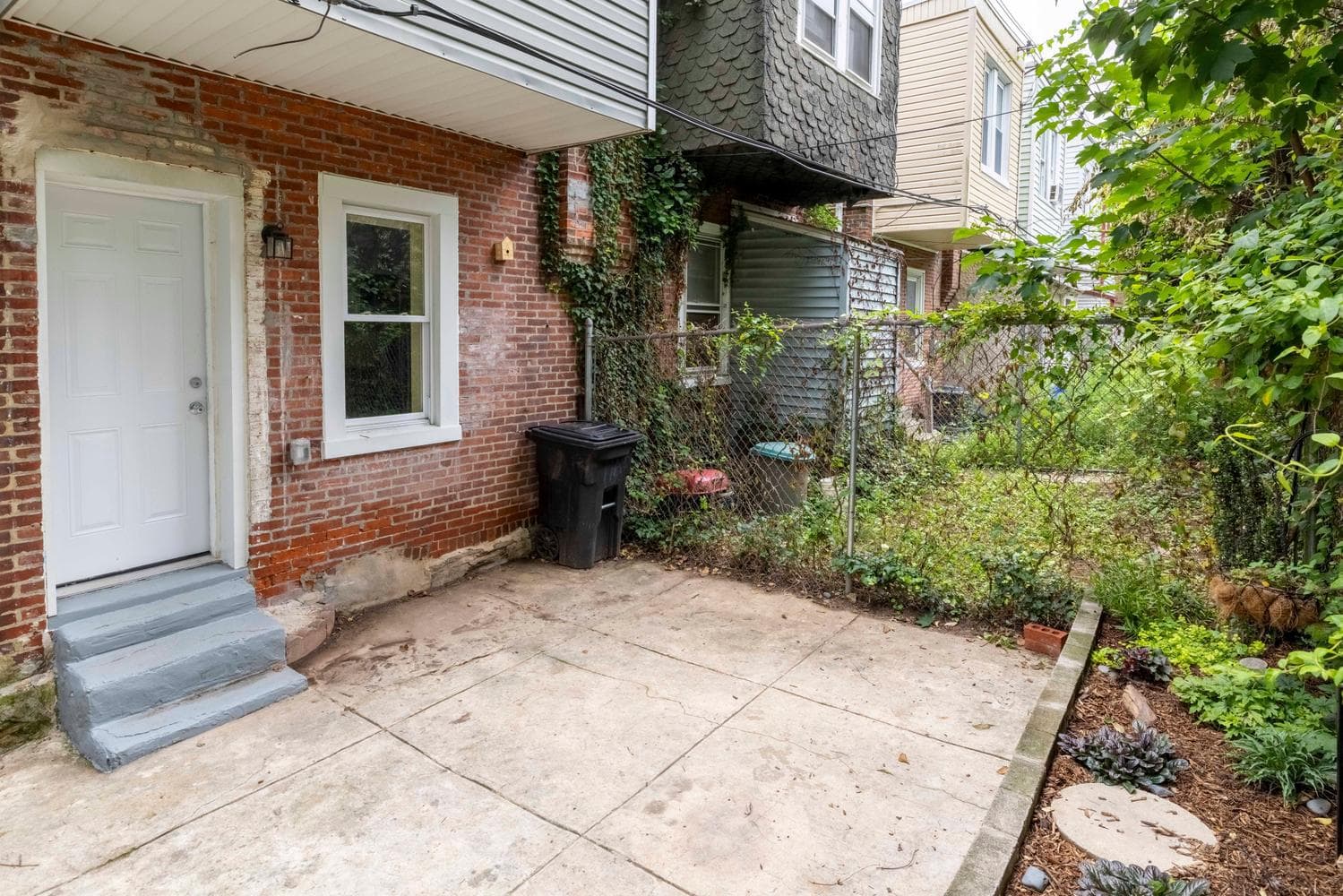 57 E Hortter Street photo 22