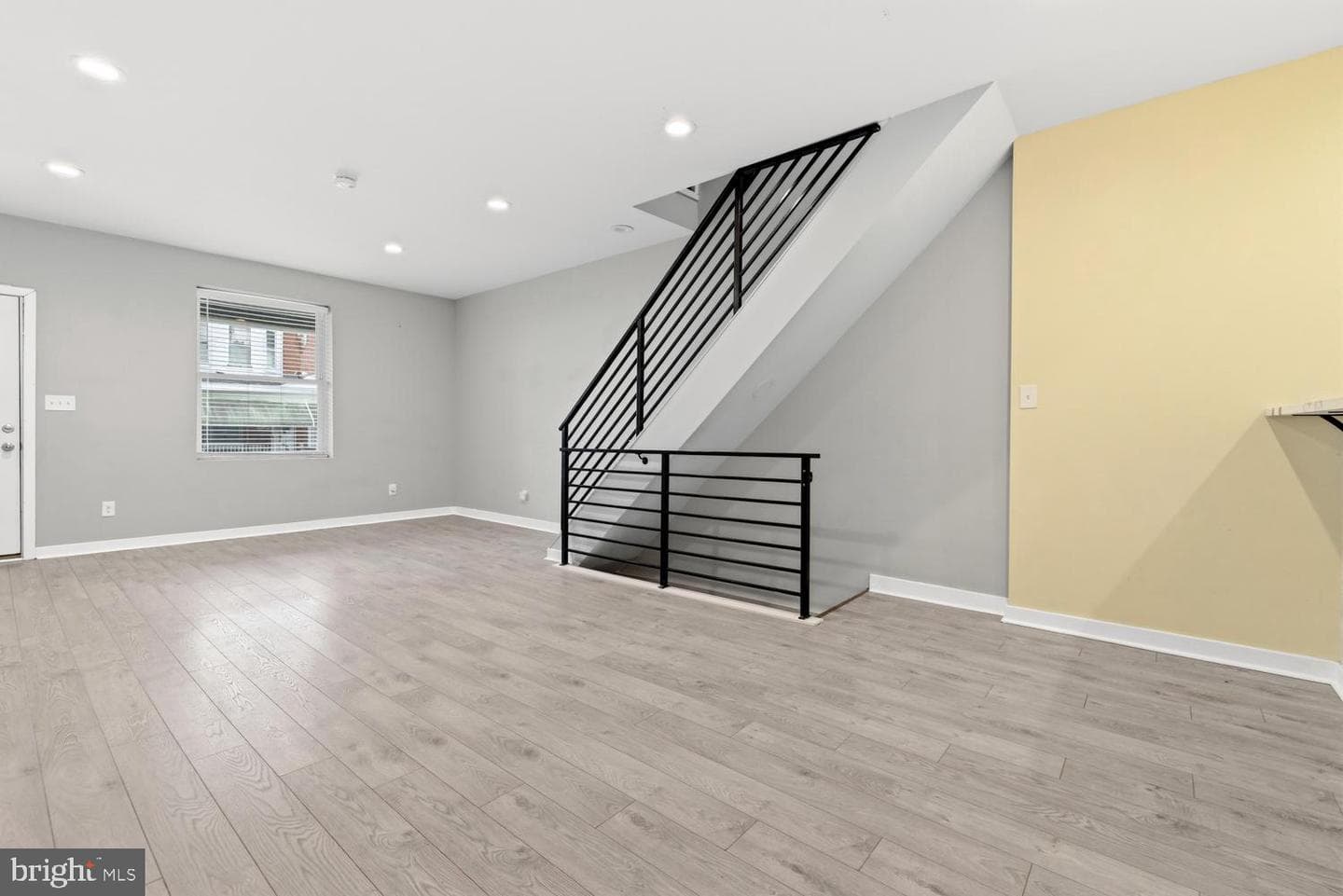 57 E Hortter Street photo 6