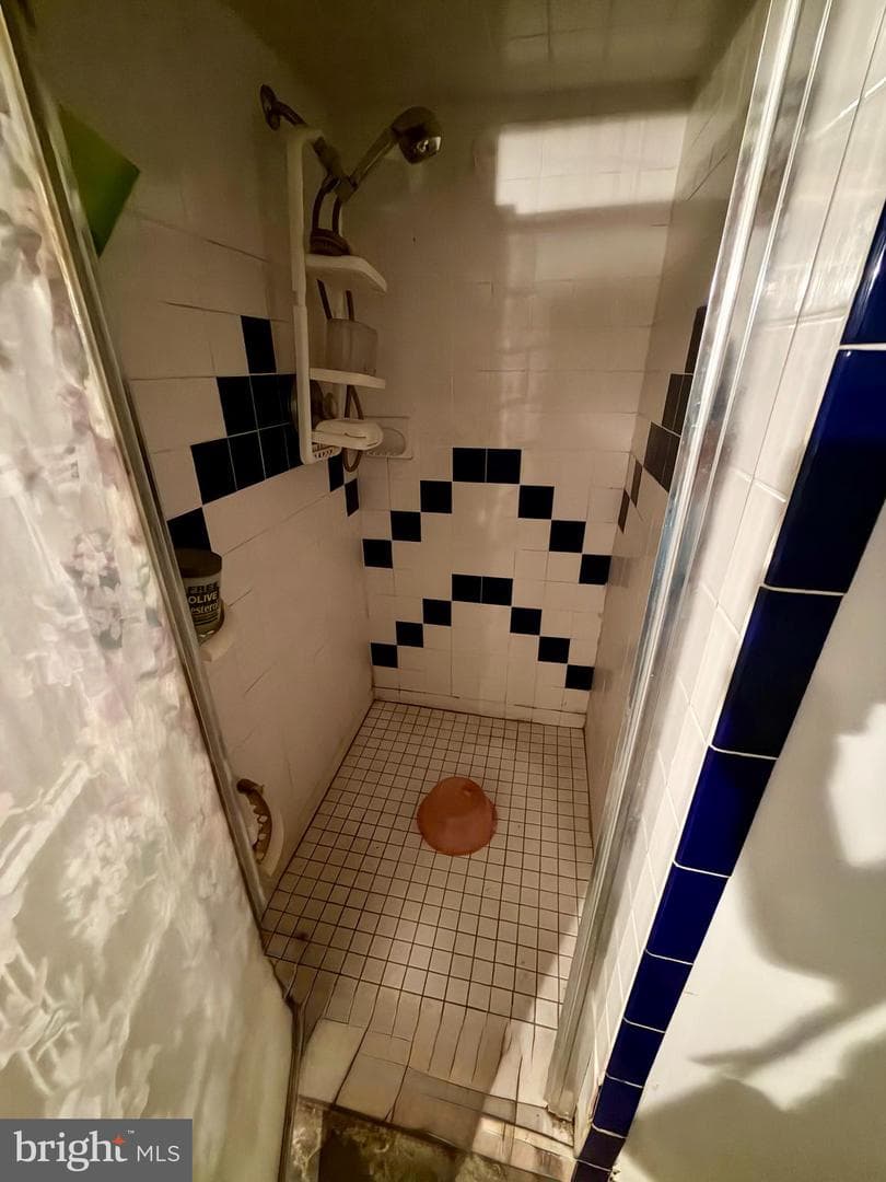 4854 C Street photo 10