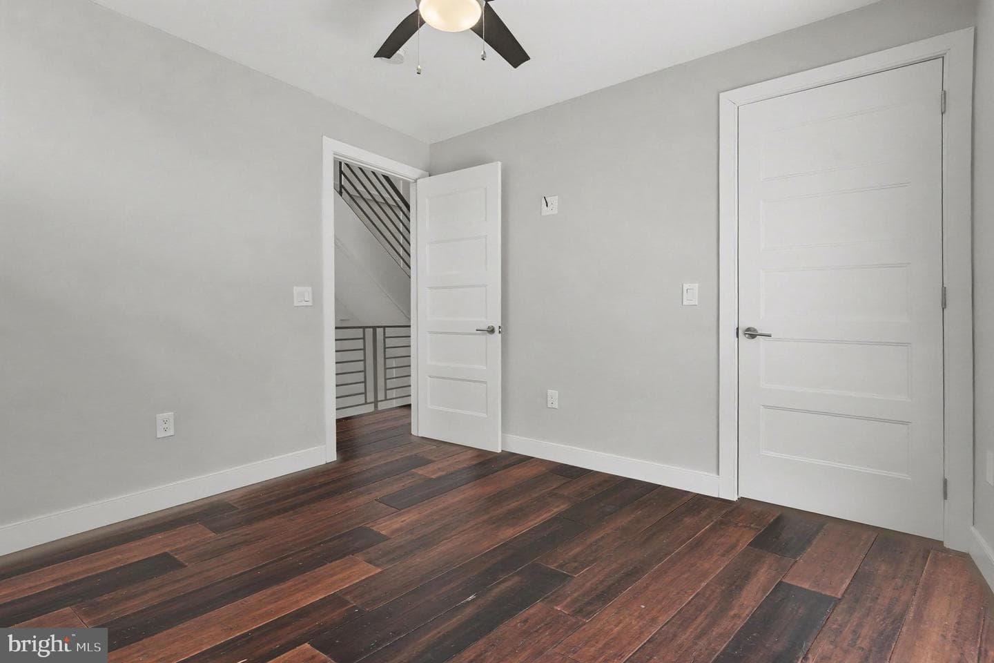 480 Evergreen Avenue photo 18