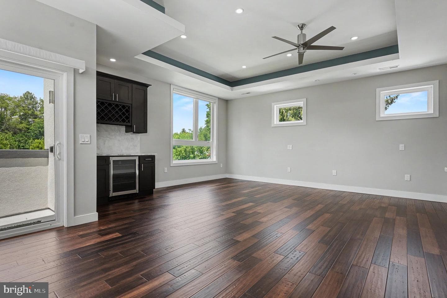 480 Evergreen Avenue photo 26