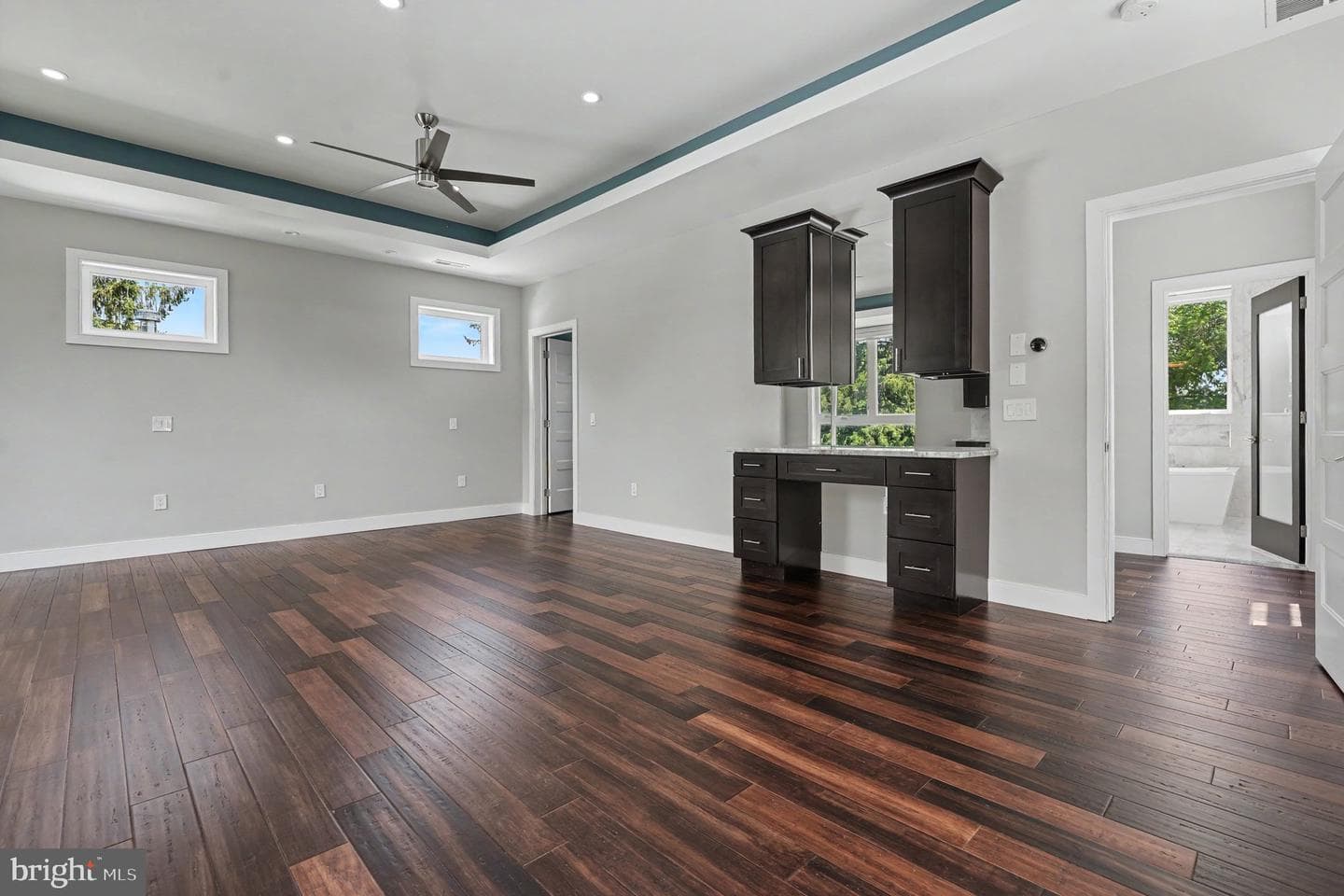 480 Evergreen Avenue photo 28