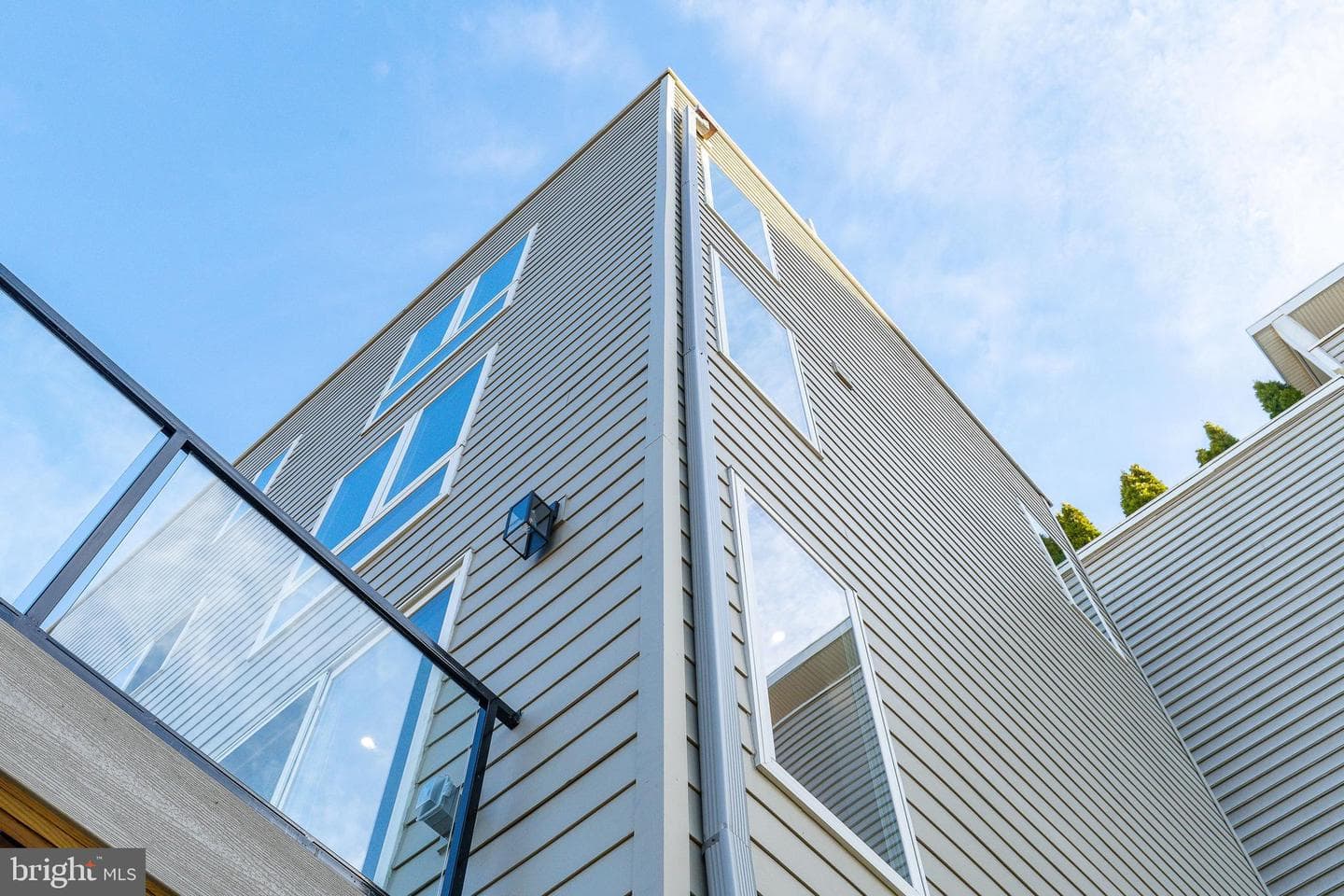 252 Gates Street photo 13