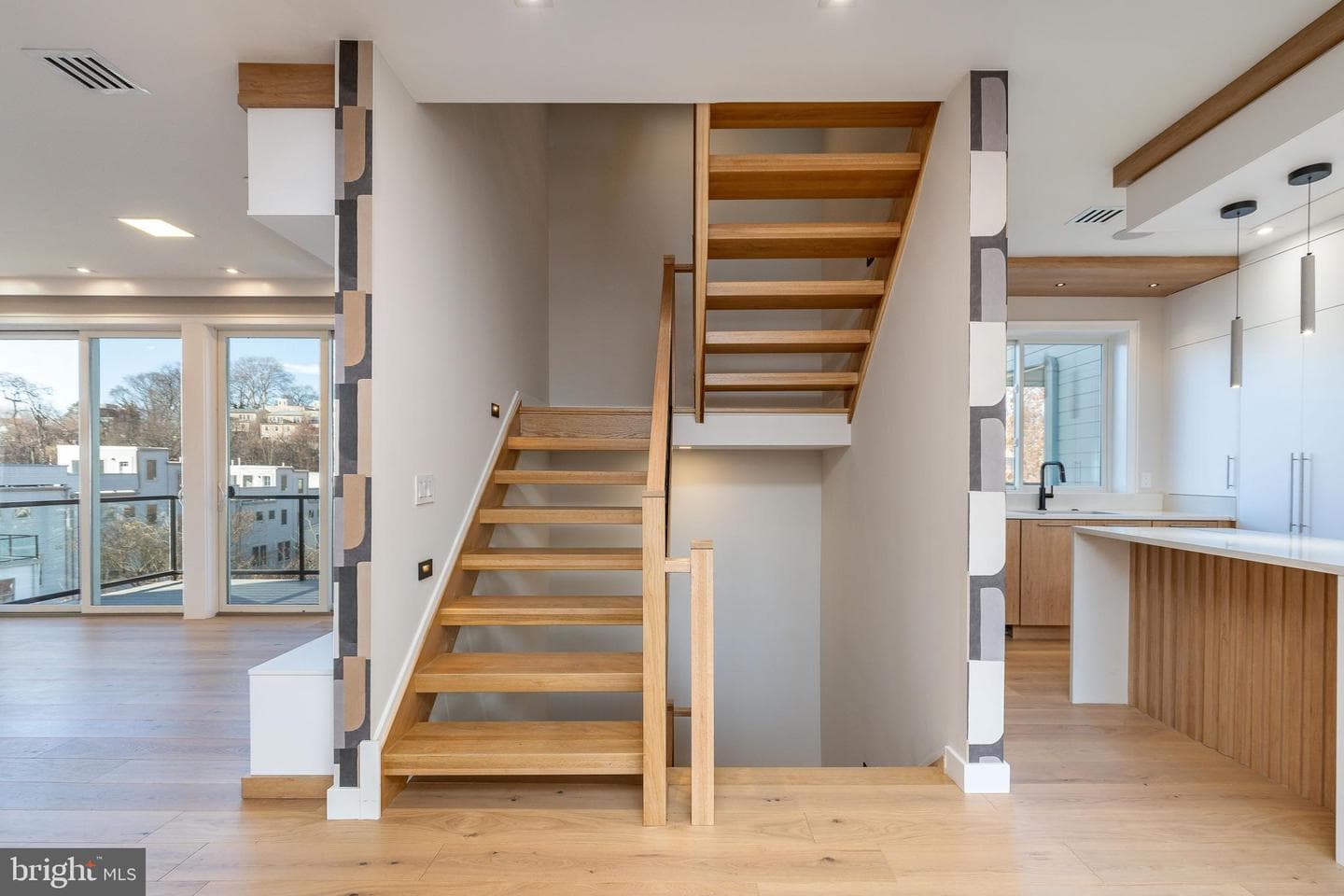 252 Gates Street photo 36