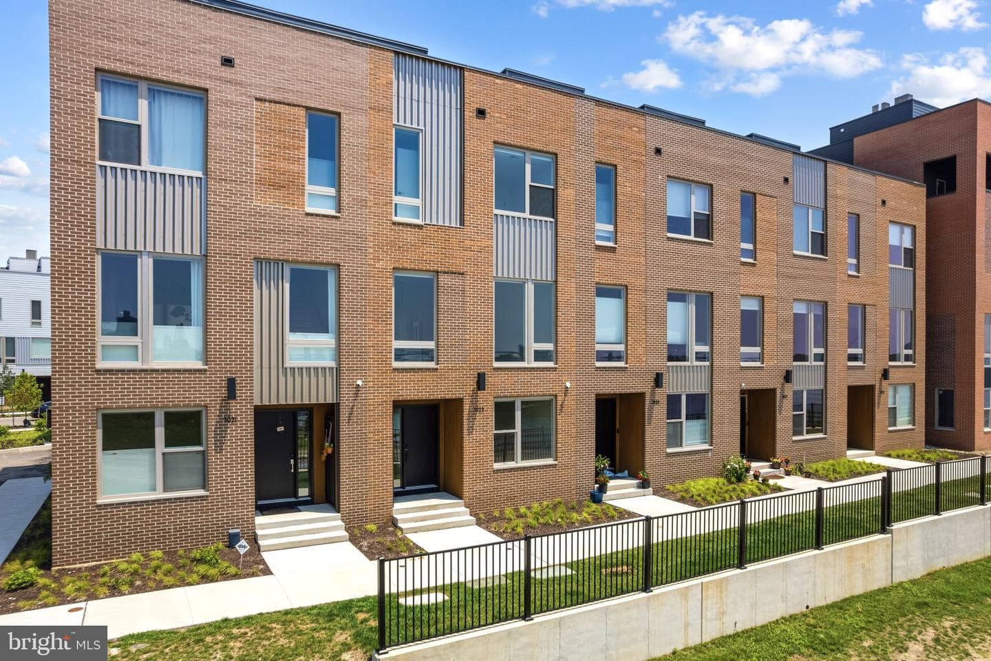 3023 Bridgeview Walk photo 19