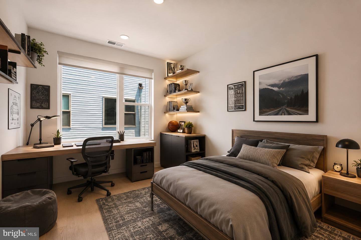 3023 Bridgeview Walk photo 8