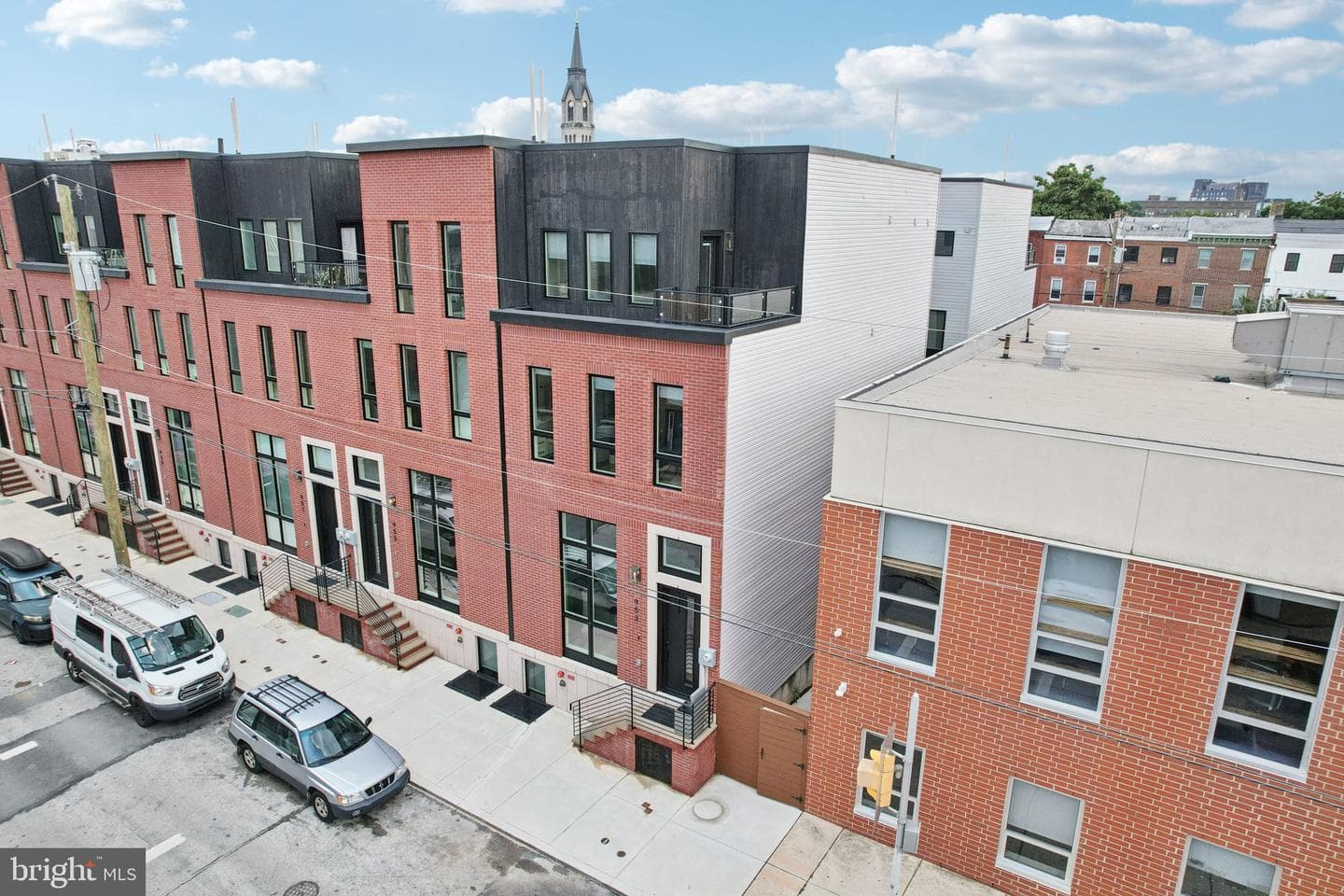 953 N Marshall Street photo 46