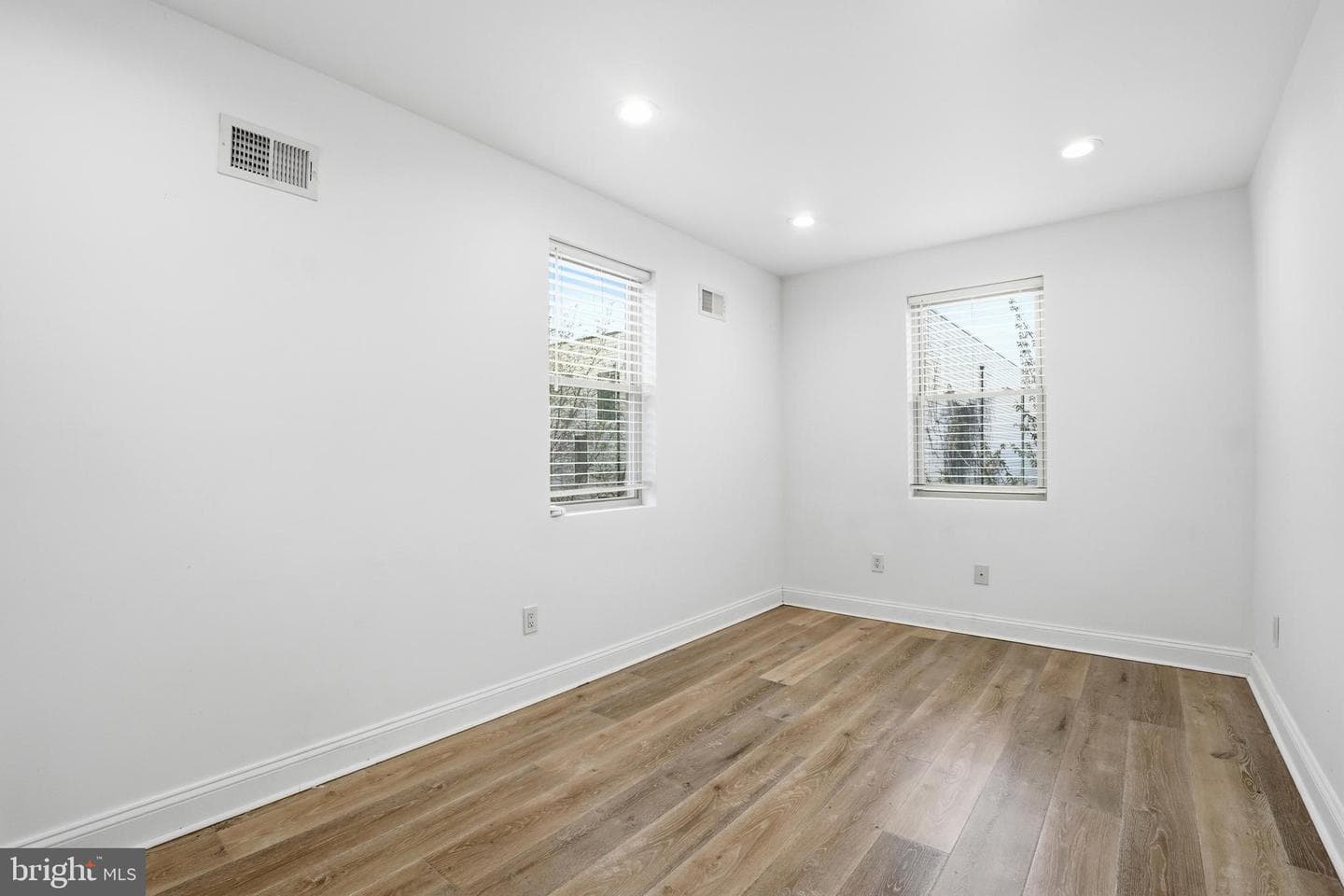 1807 Wylie Street photo 23