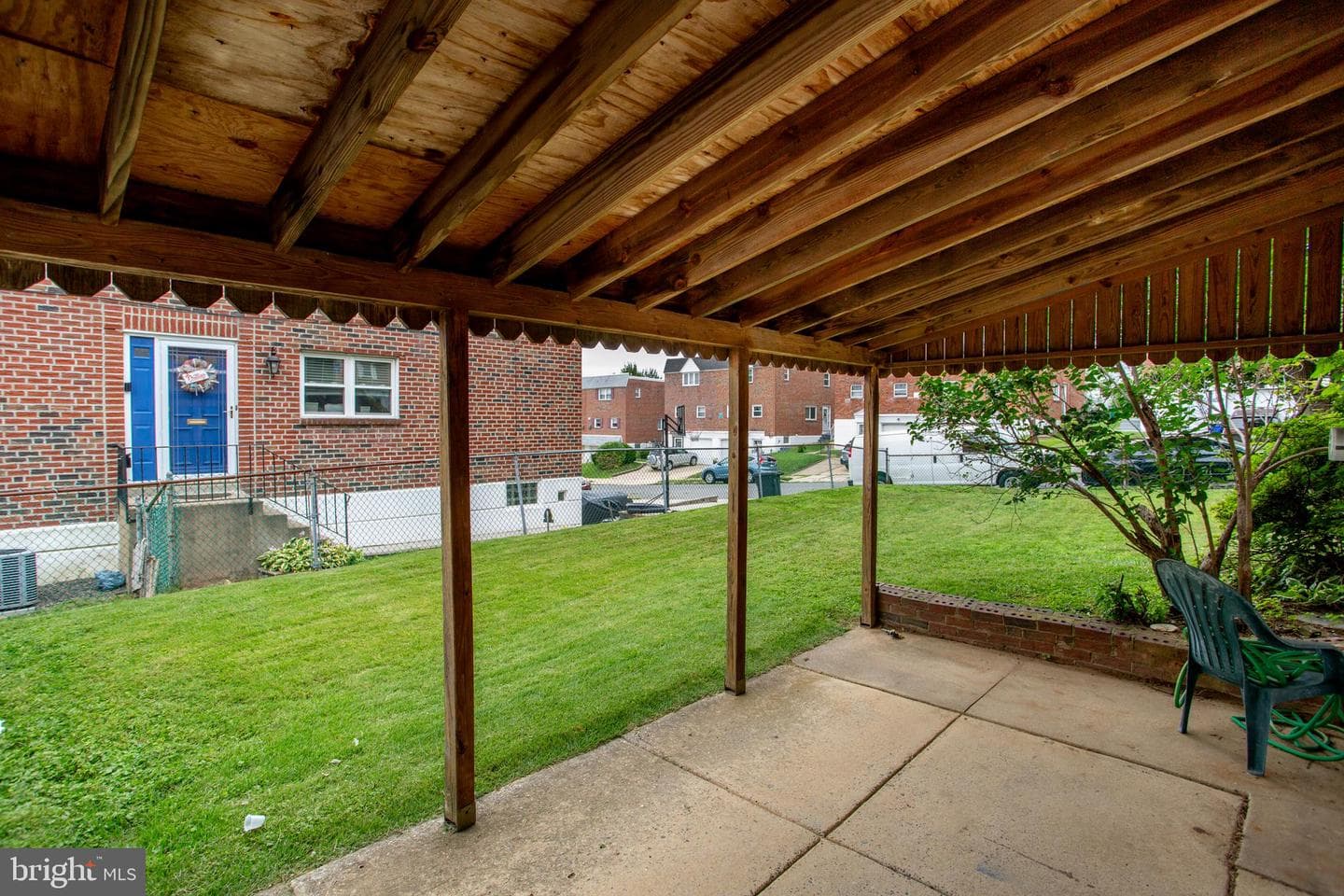702 Bergen Street photo 10