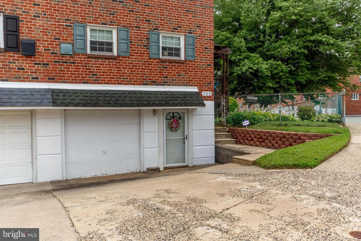 702 Bergen Street photo 3