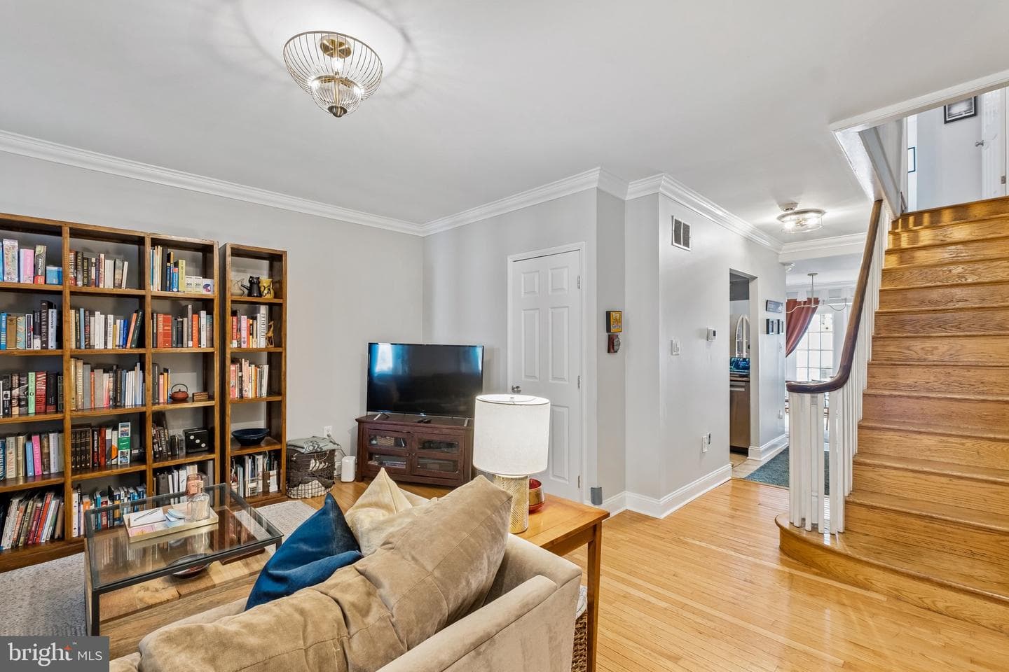 1824 Montrose Street photo 5