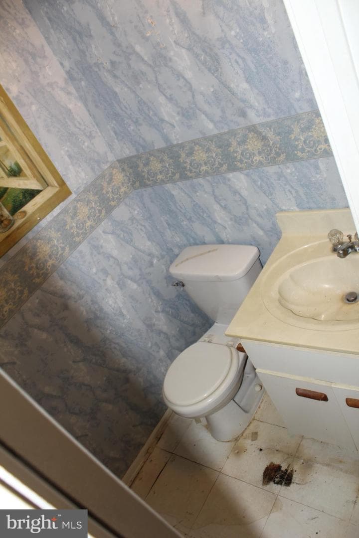 1107 Stewart Place photo 7