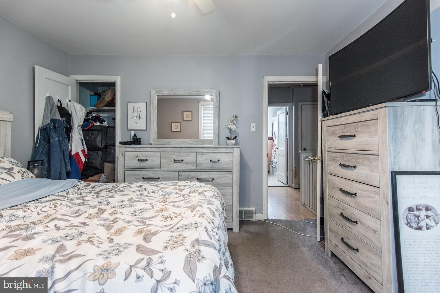6340 Gillespie photo 29