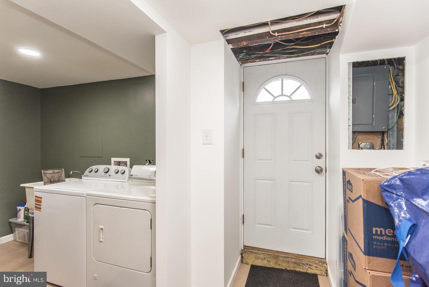 6340 Gillespie photo 56