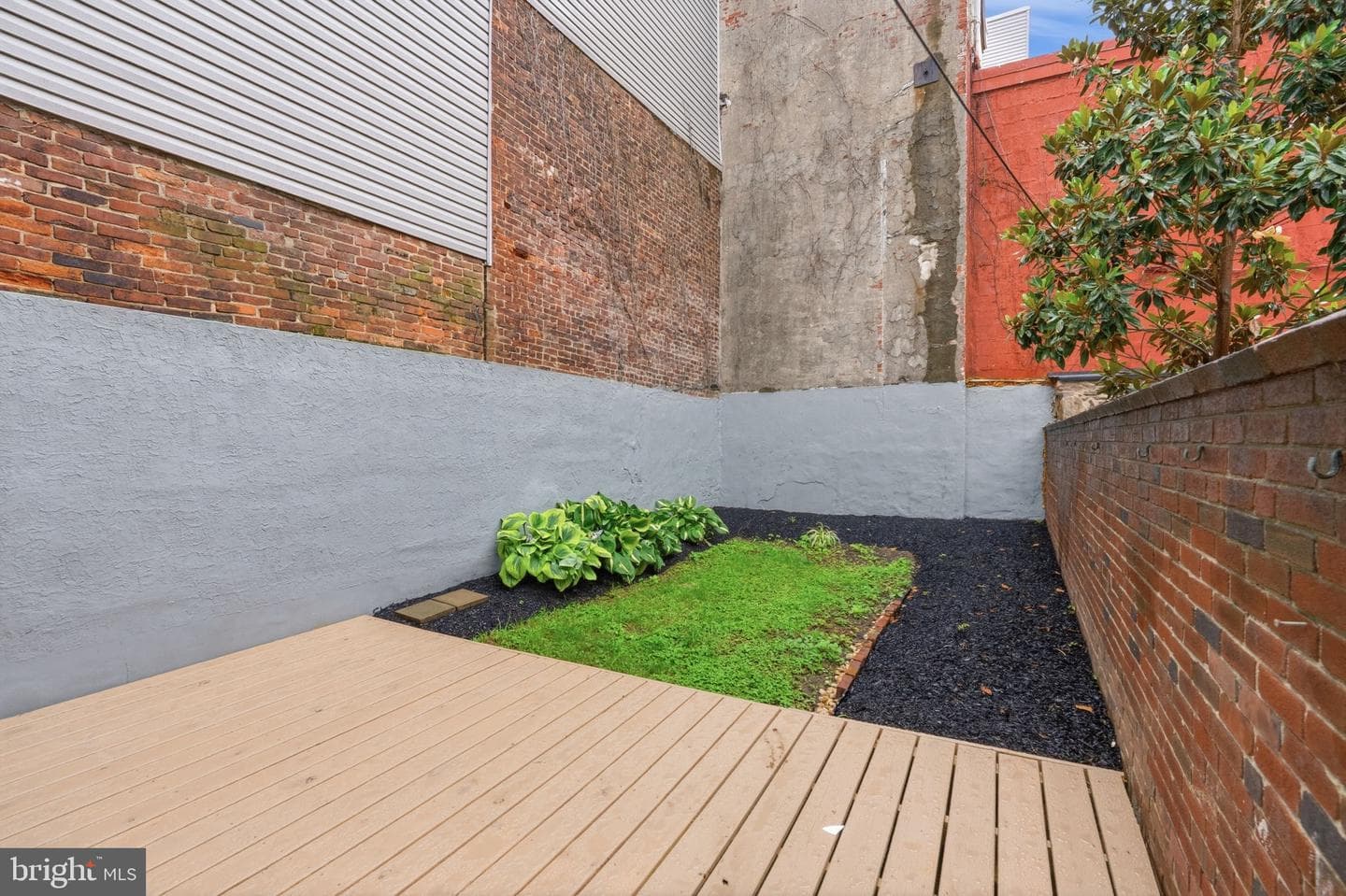 1302 N Lawrence Street photo 14
