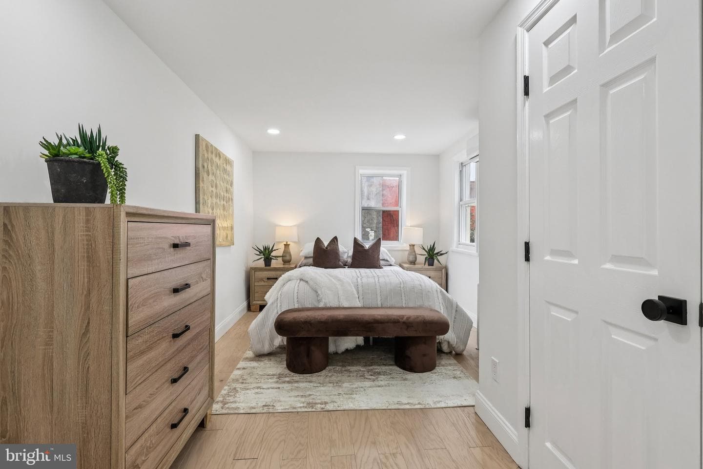 1302 N Lawrence Street photo 16