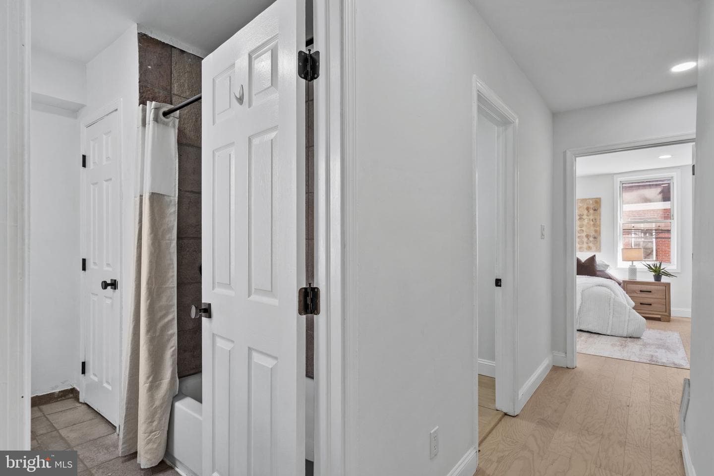 1302 N Lawrence Street photo 24