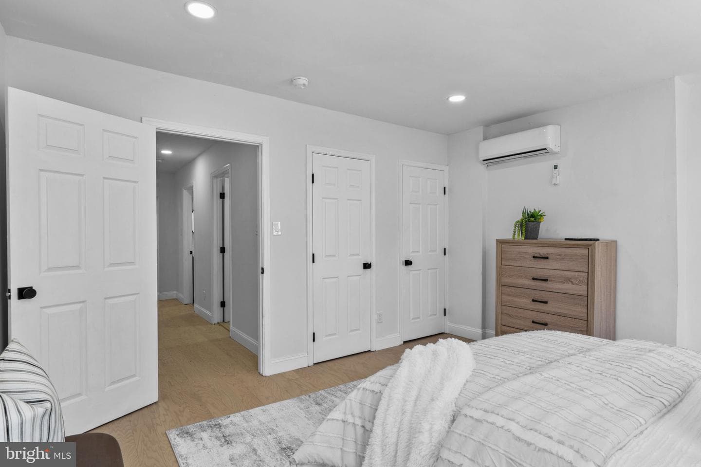 1302 N Lawrence Street photo 27