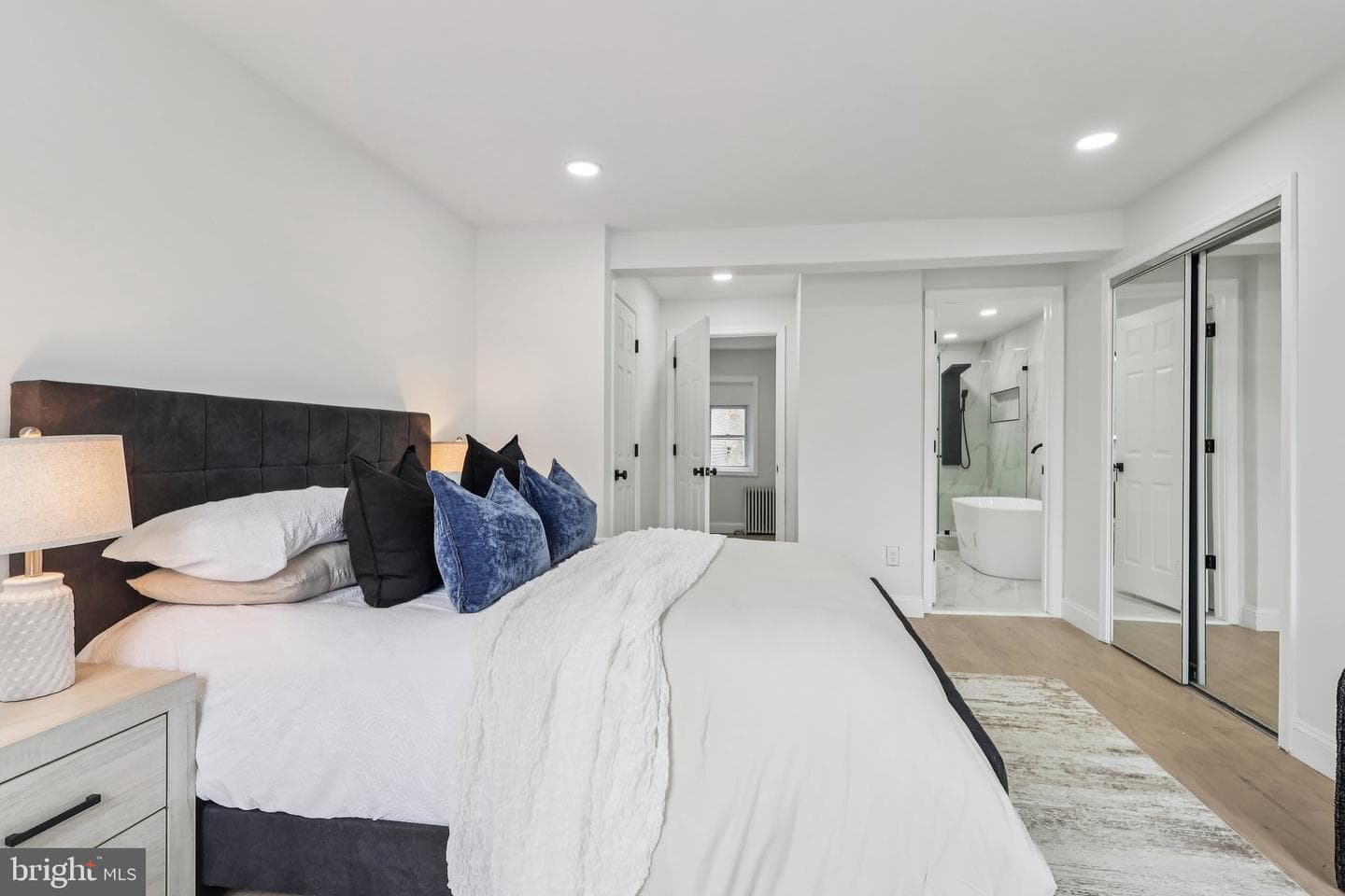 1302 N Lawrence Street photo 33