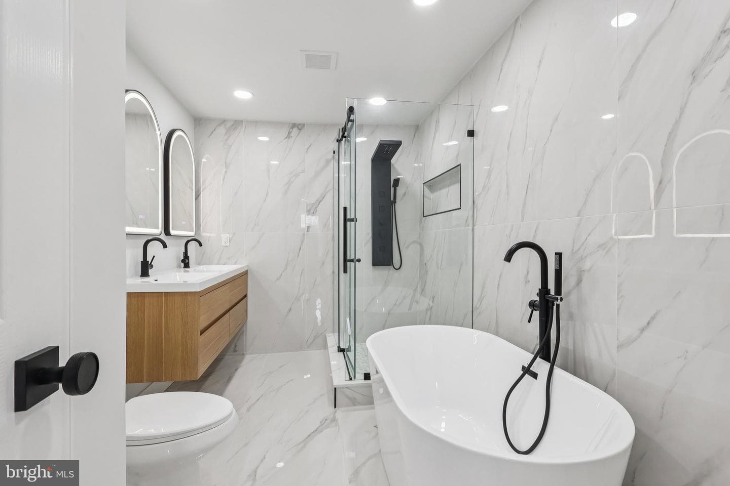 1302 N Lawrence Street photo 34
