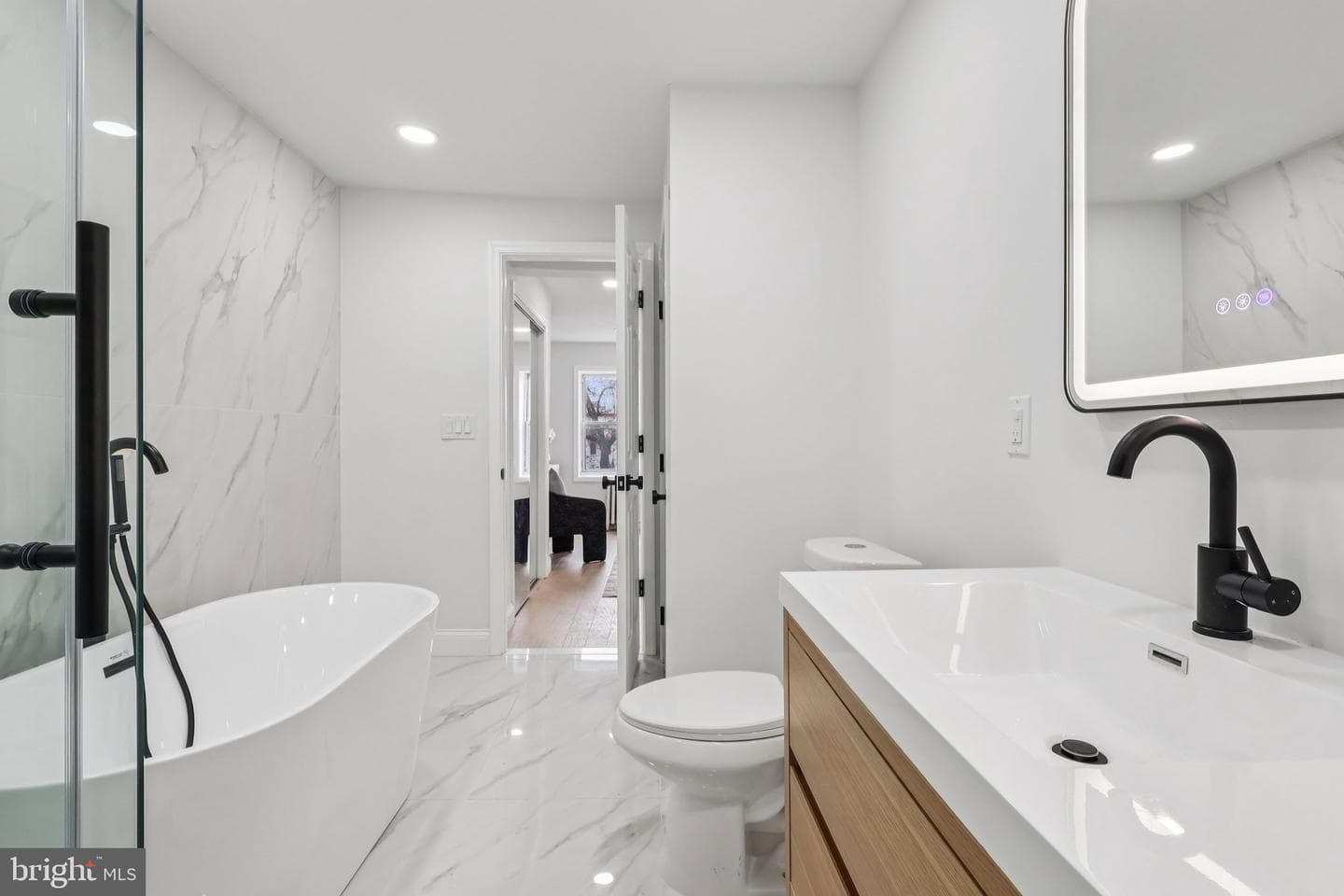 1302 N Lawrence Street photo 38