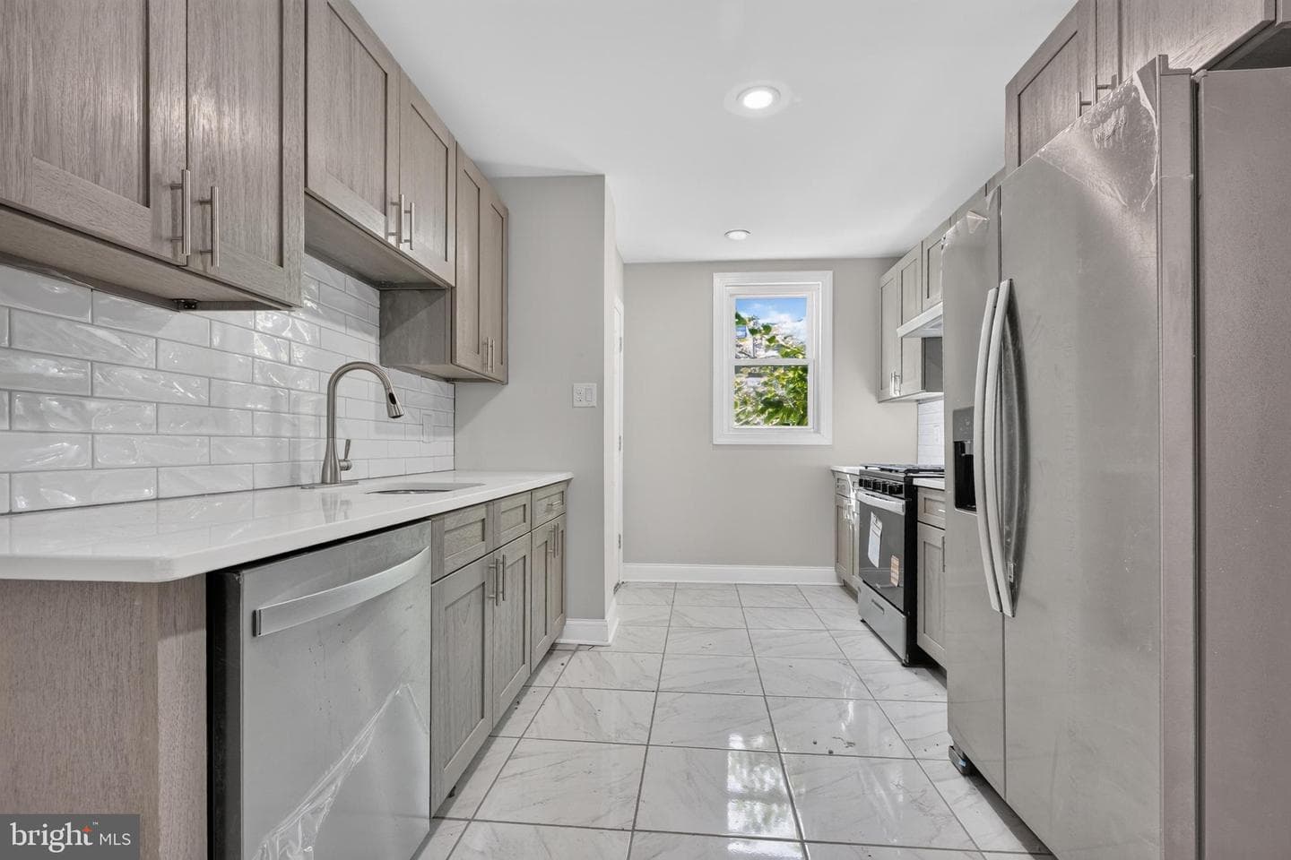 5638 Malcolm Street photo 17