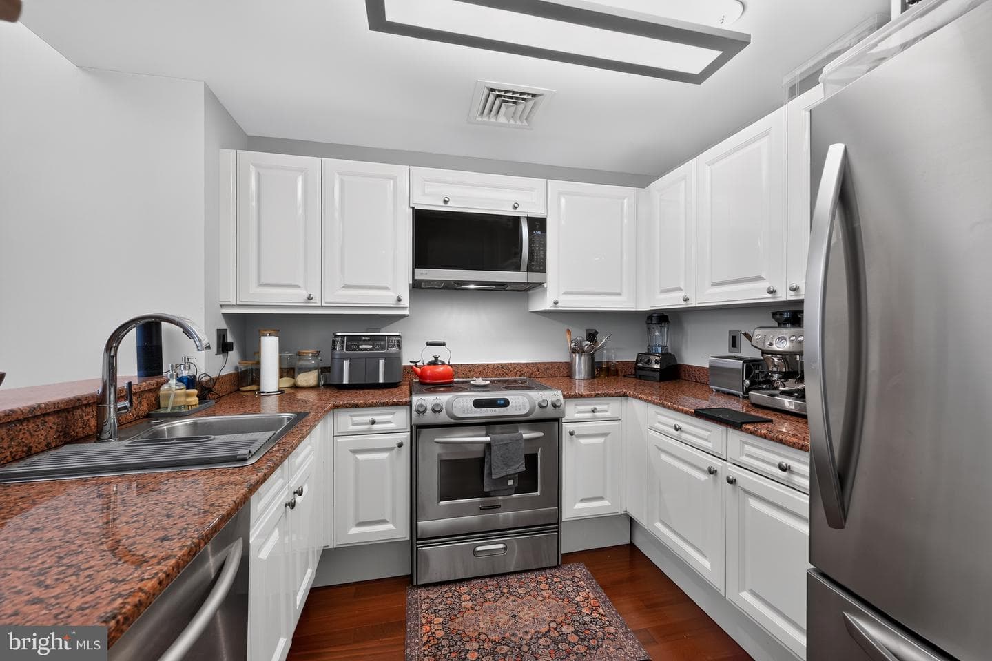 1500 Chestnut Street #10h photo 15
