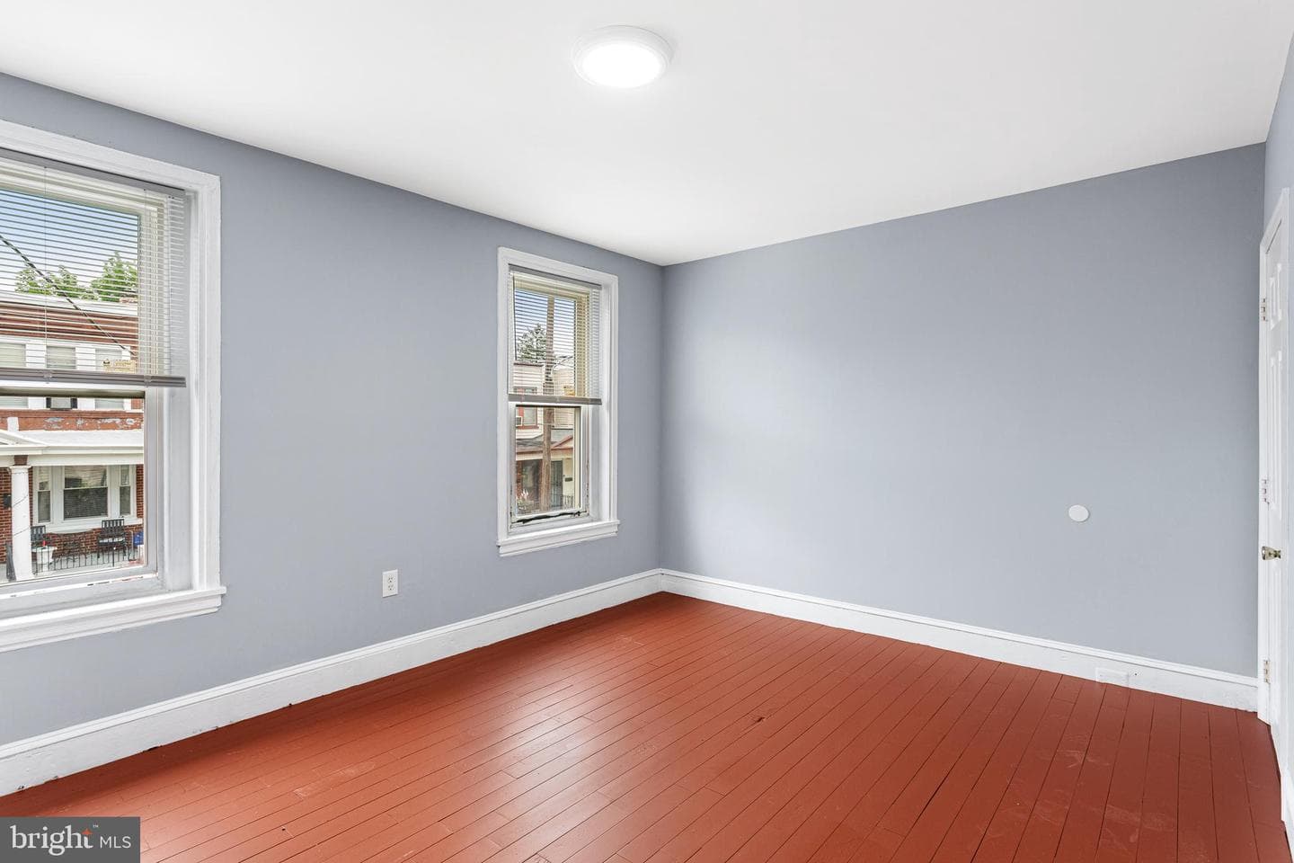 240 E Phil Ellena Street photo 7