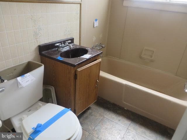 5920 W Oxford Street photo 10