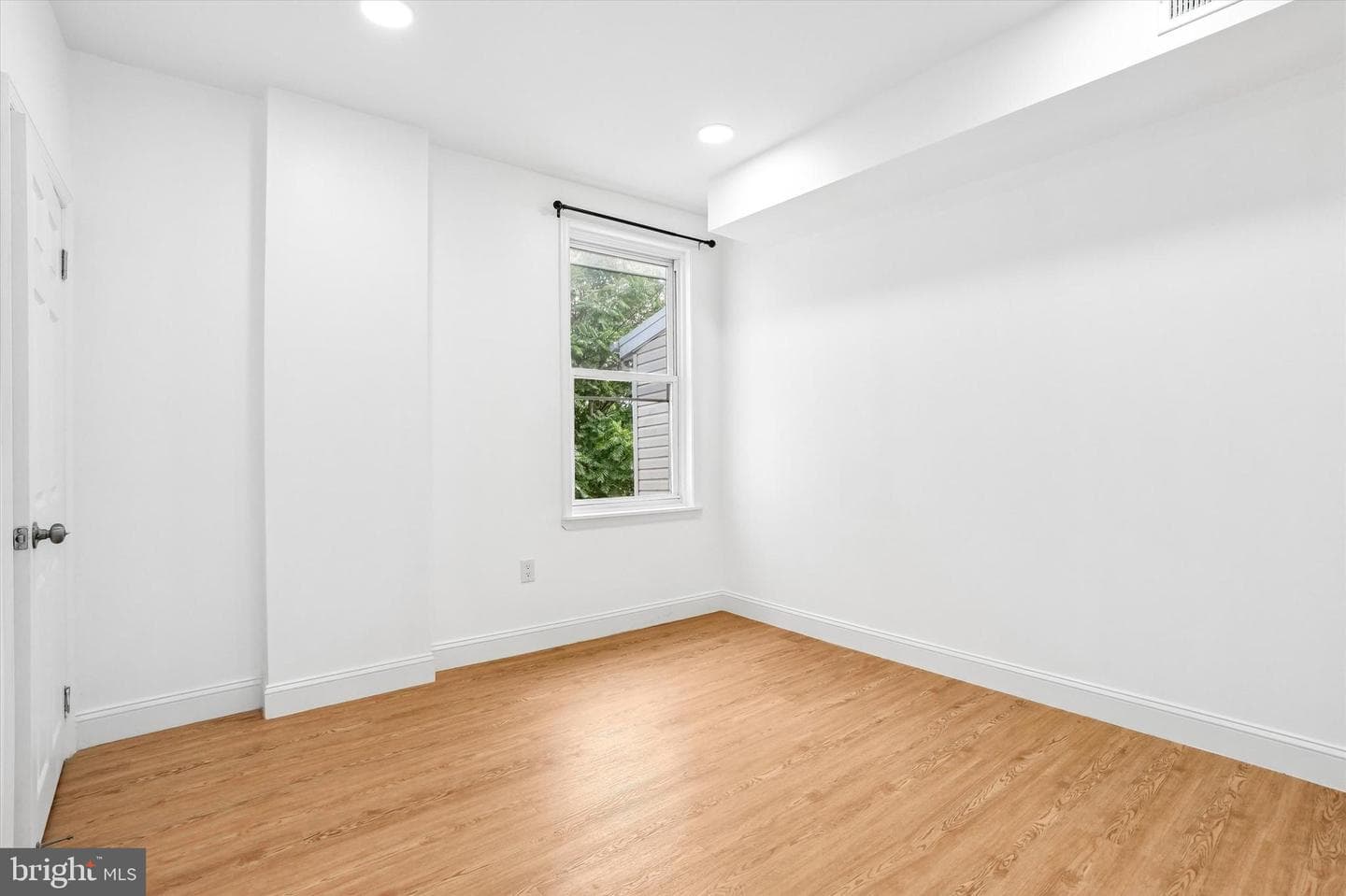 3516 Sunnyside Avenue photo 23