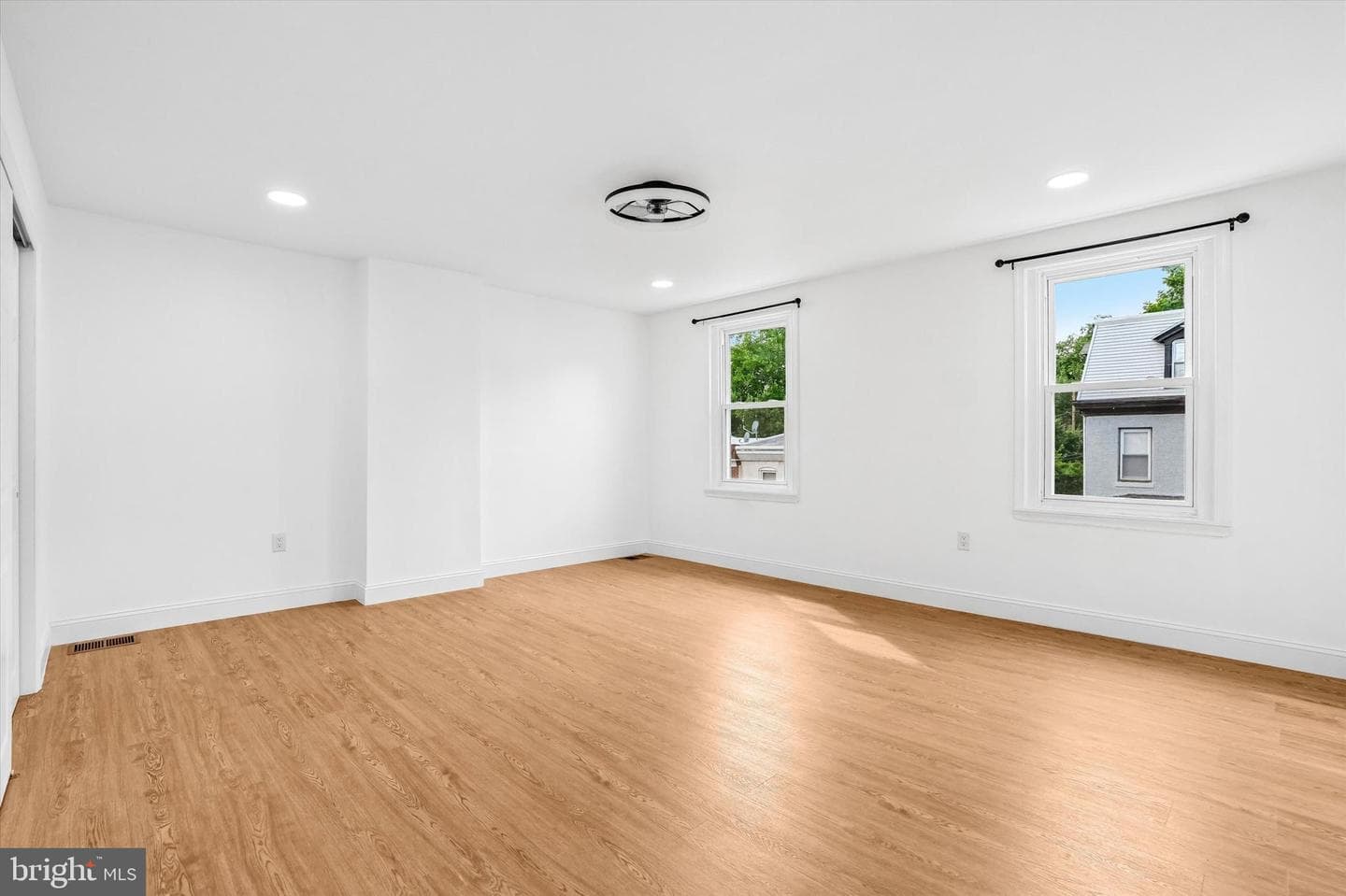3516 Sunnyside Avenue photo 30