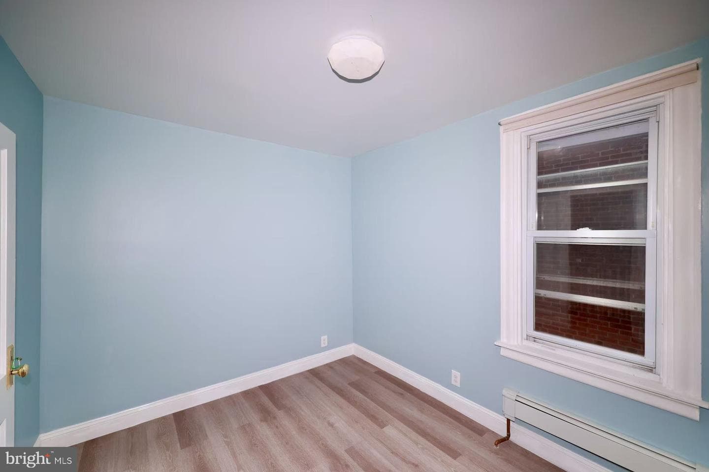 6119 Montague Street photo 29