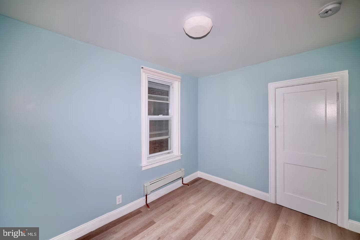 6119 Montague Street photo 30