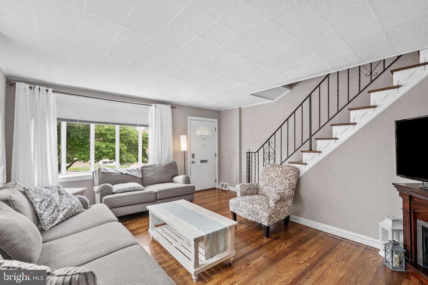 7645 Burholme Avenue photo 4