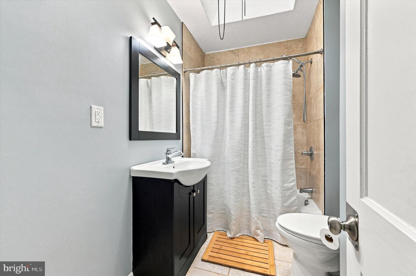 4253 Houghton Street photo 15
