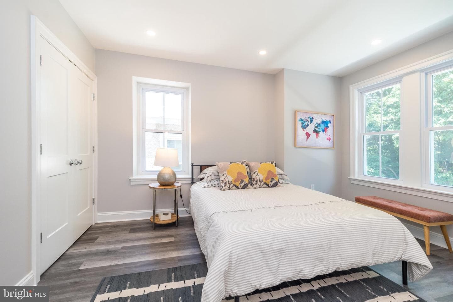 160 Shurs Lane photo 35