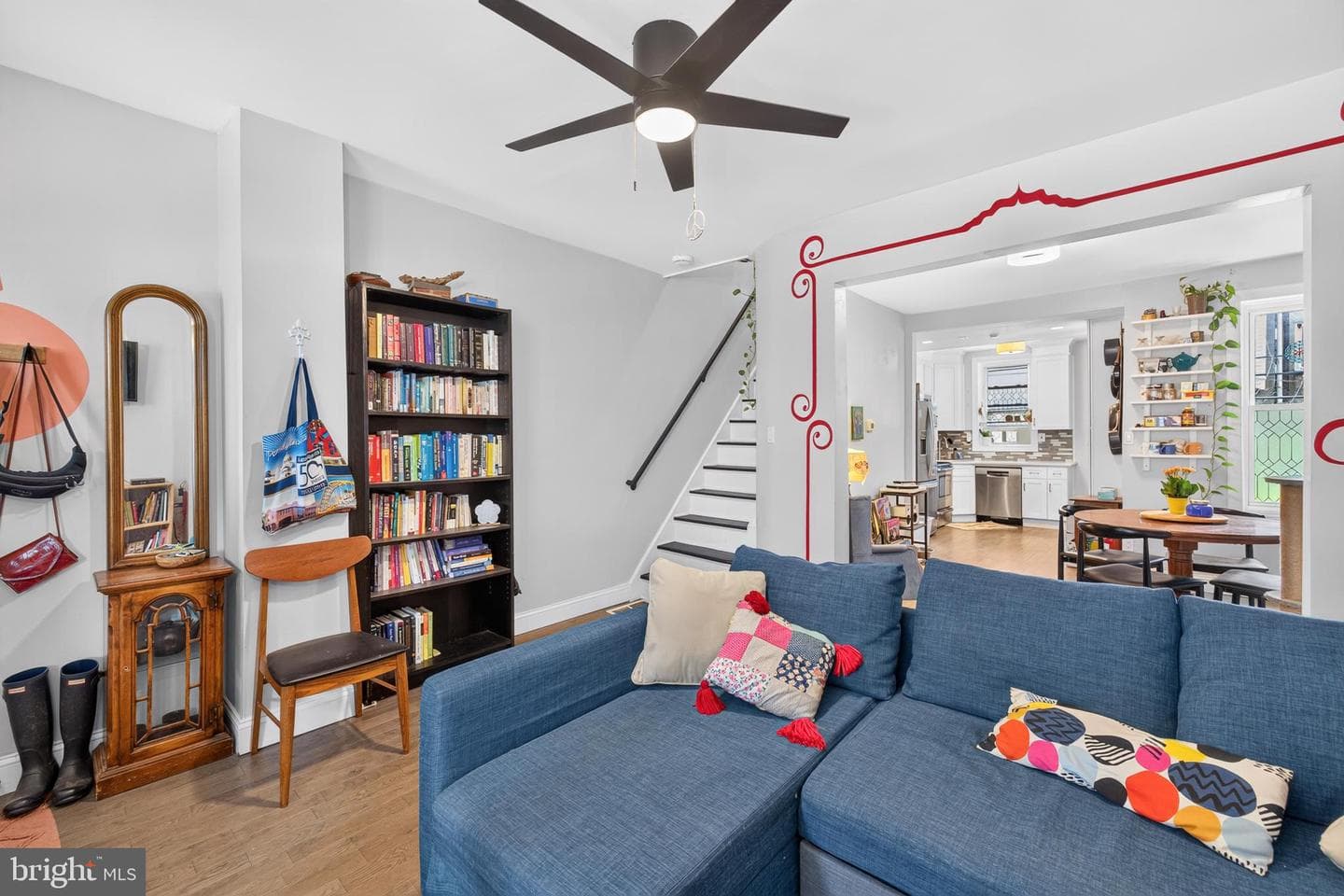 6114 Chancellor Street photo 5