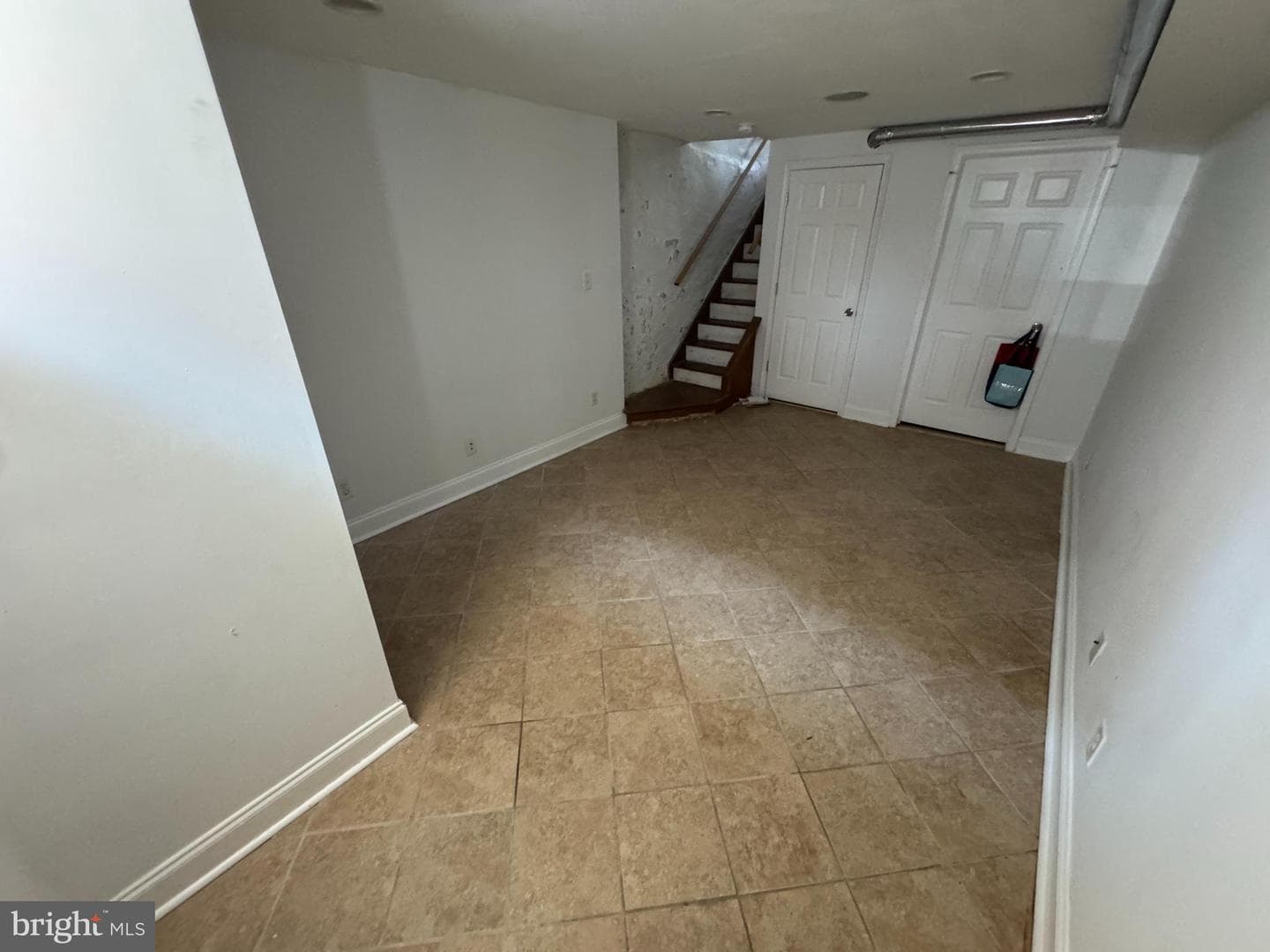 2444 S Fairhill Street photo 16